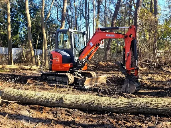 Kubota U35 Mid-size Excavator